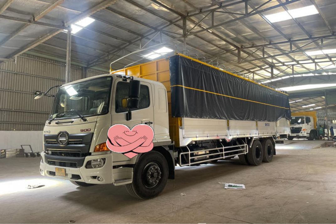 Xe tải hino xe tải hino FL 3 chân 15 tấn thùng mui bạt dài 9m4
