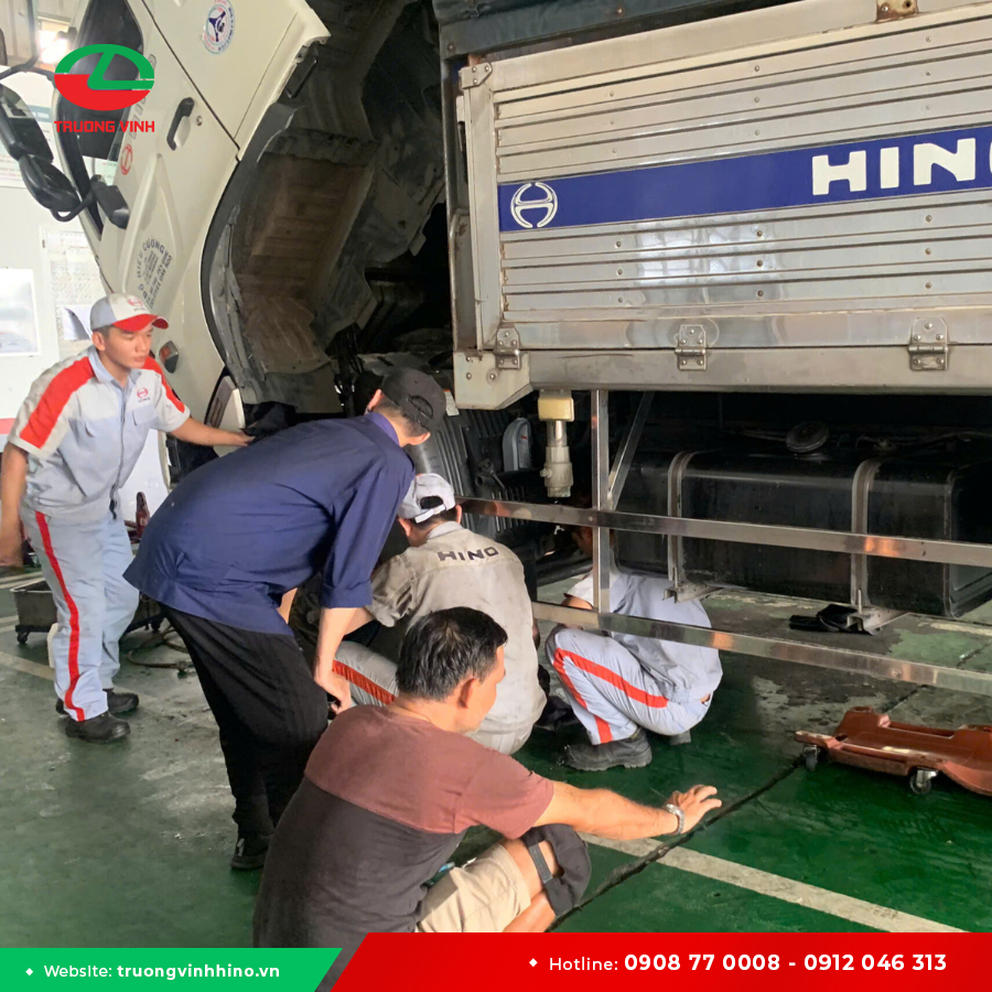 Kiem-tra-bao-duong-mot-cach-ti-mi