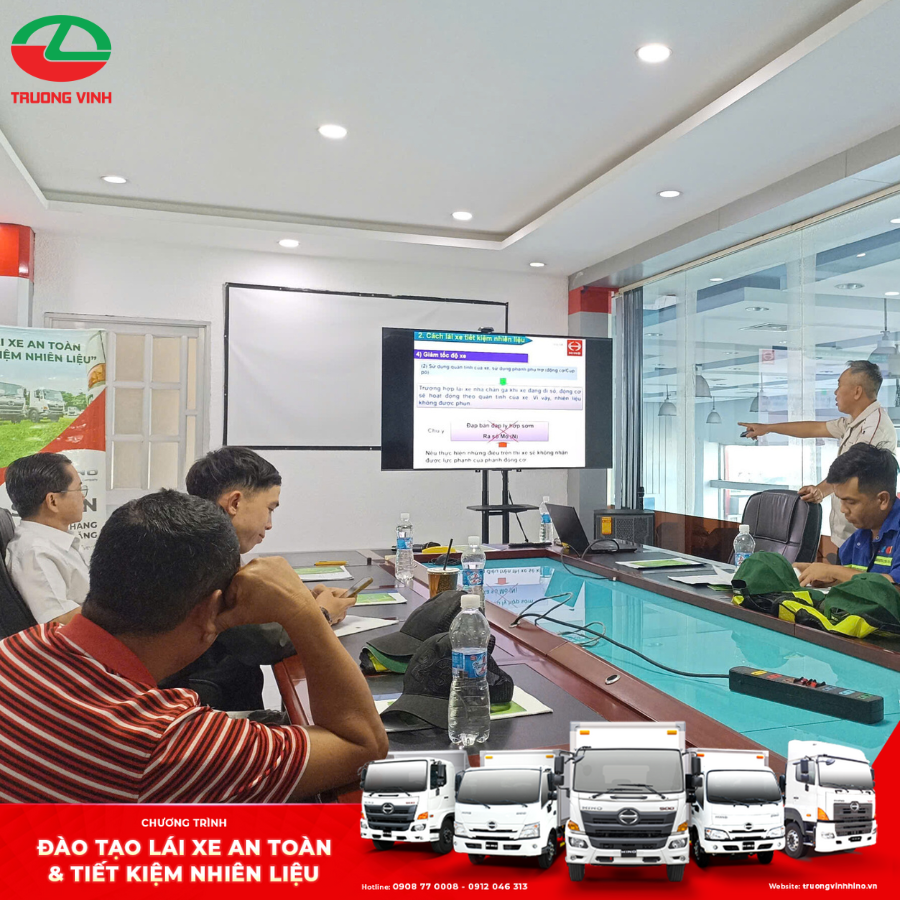 Được trau dồi những kiến thức bổ ích về lái xe và tiết kiệm nhiên liệu