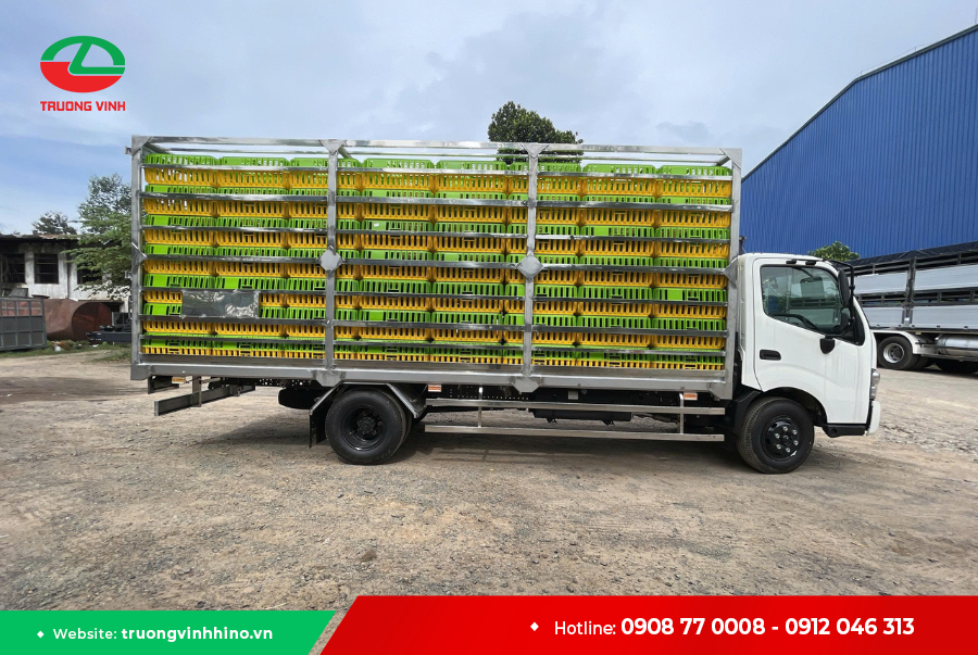 Giá Xe Hino XZU730L Thùng Gia Cầm Mới Nhất | Hỗ Trợ Trả Góp 85%